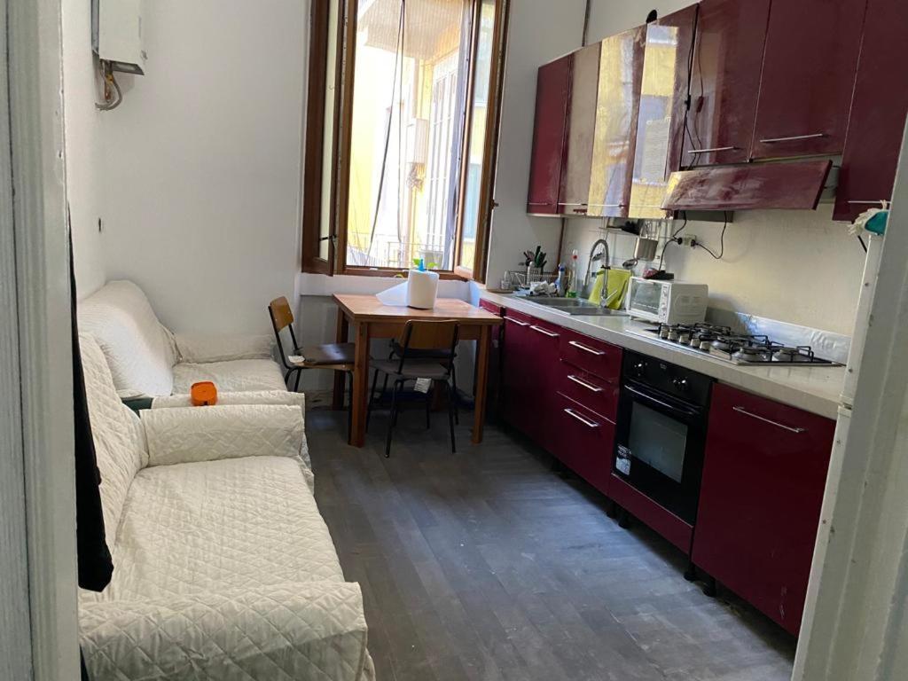 Nice And Quiet Accommodation In The City Center Milán Exteriér fotografie